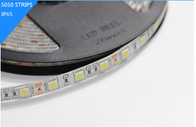 Tira cubierta silicio RGB 12V 24V IP65 5050 SMD de la prenda impermeable LED del multicolor