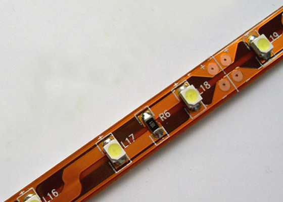 Luces de tira flexibles del RGB LED de la decoración interior SMD 3825 120 LED por el metro
